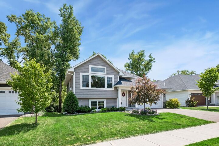 Property Photo:  7225 51st Avenue N  MN 55428 