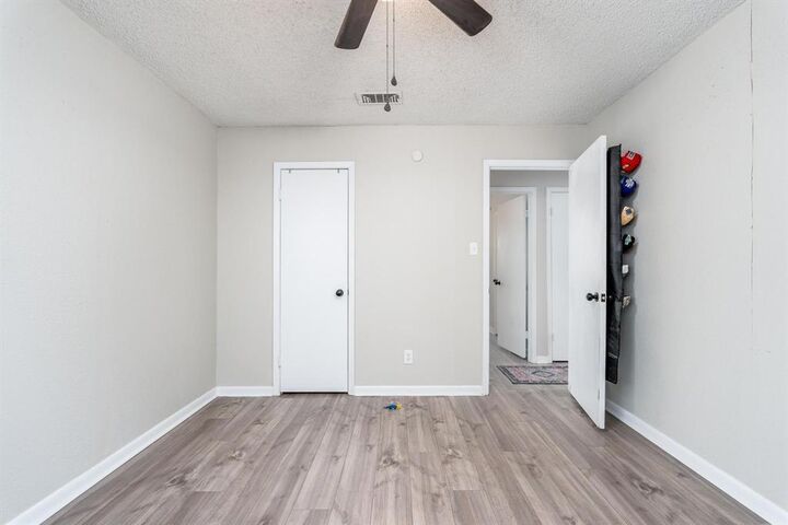 Property Photo:  225 N La Salle Drive  TX 79603 