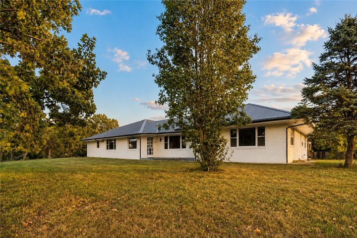 Property Photo: 978 E Hwy 14 AR 72644
