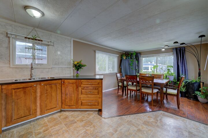 Property Photo: 2400 Oakdale Way 112 BC V2B 6W7