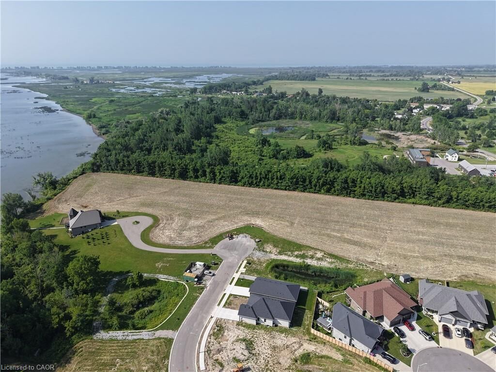 Property Photo: 50 Hunter Drive S ON N0E 1M0