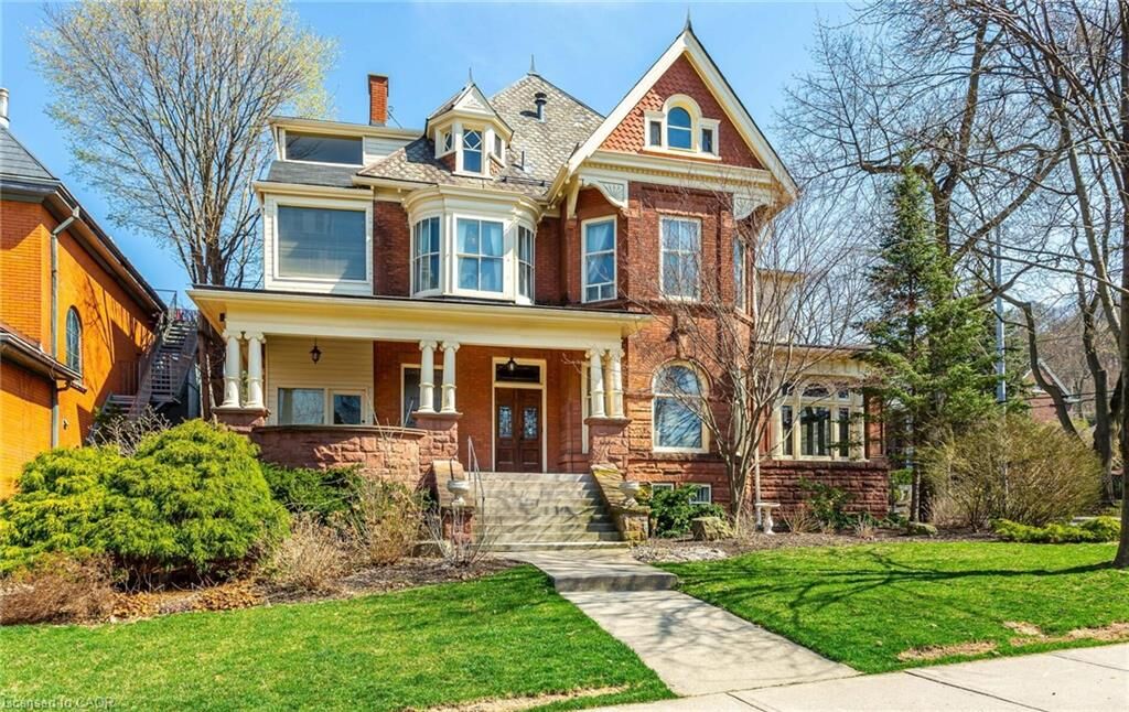 Property Photo: 351-353 Bay Street S ON L8P 3J7