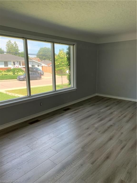 Property Photo:  132 Howe Avenue A  ON L9A 1X6 