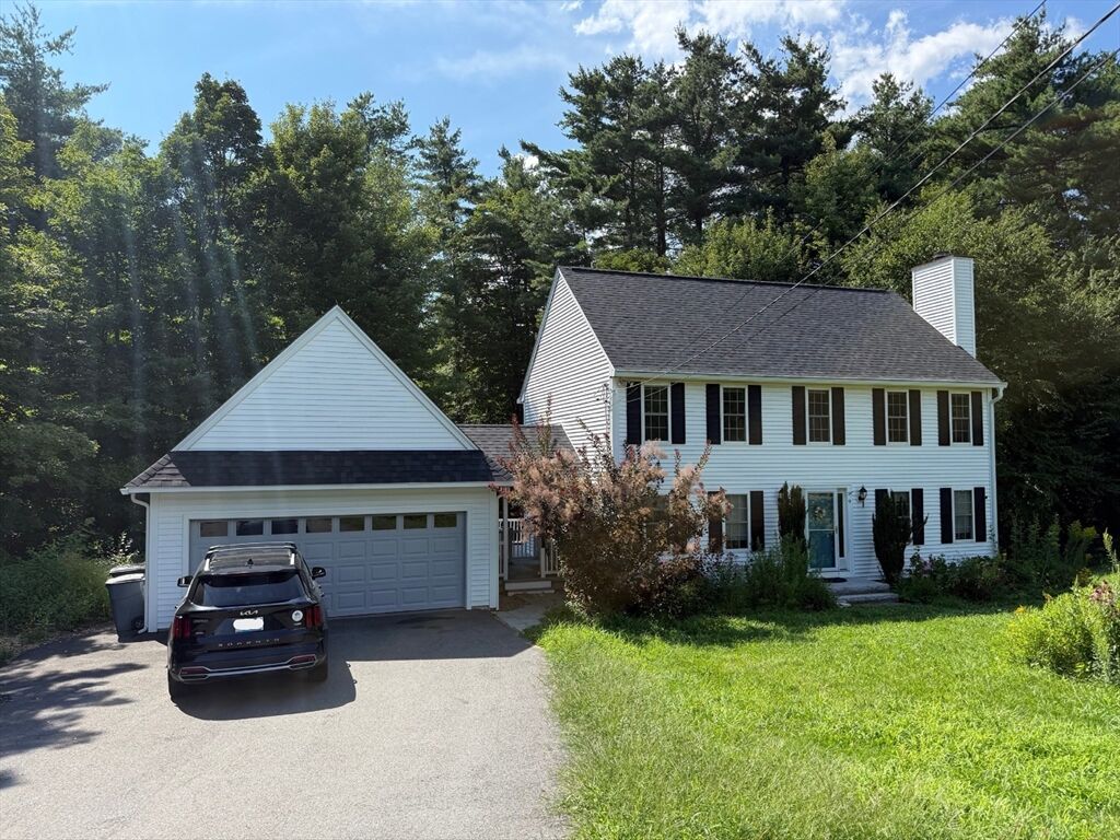 Property Photo:  9 Bancroft St  MA 01463 