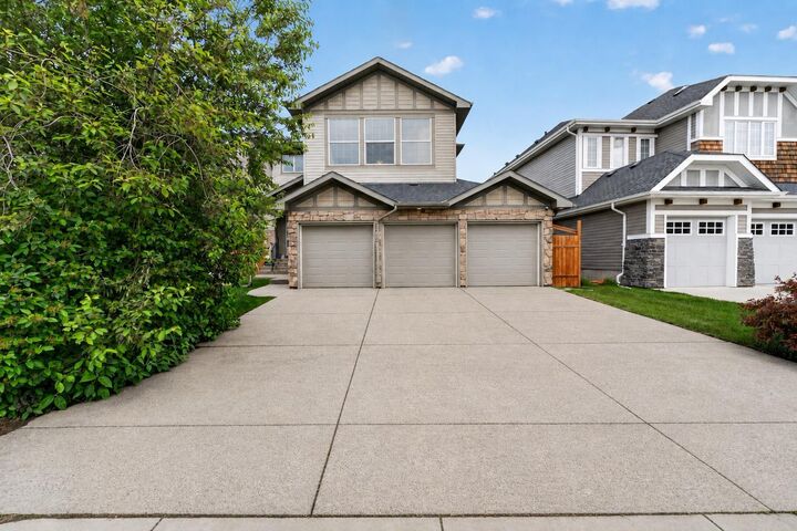 76 Rainbow Falls Boulevard — photo 1