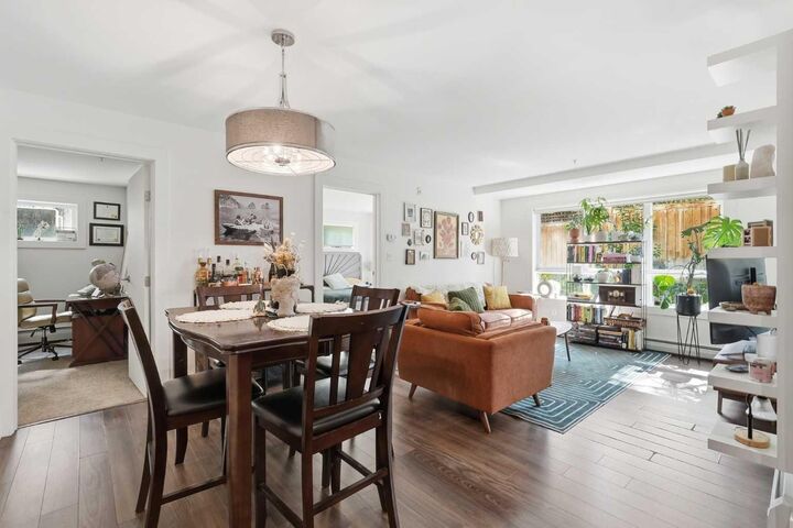 Property Photo: 510 Edmonton Trail NE 118 AB T2E 3S5