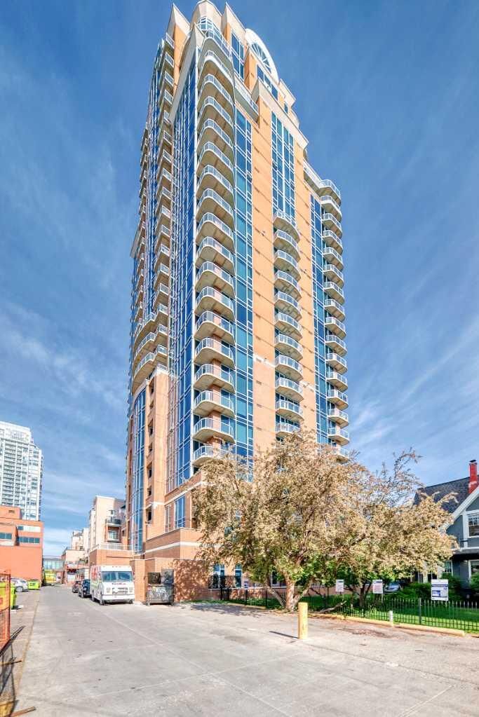 817 15 Avenue SW 402 — photo 1