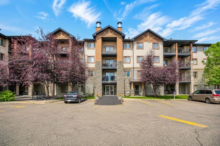 8 Bridlecrest Drive SW 1407 — photo 1