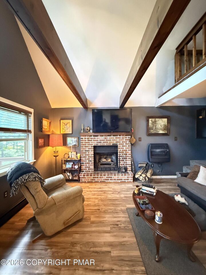 Property Photo:  195 Lipo Way  PA 18210 
