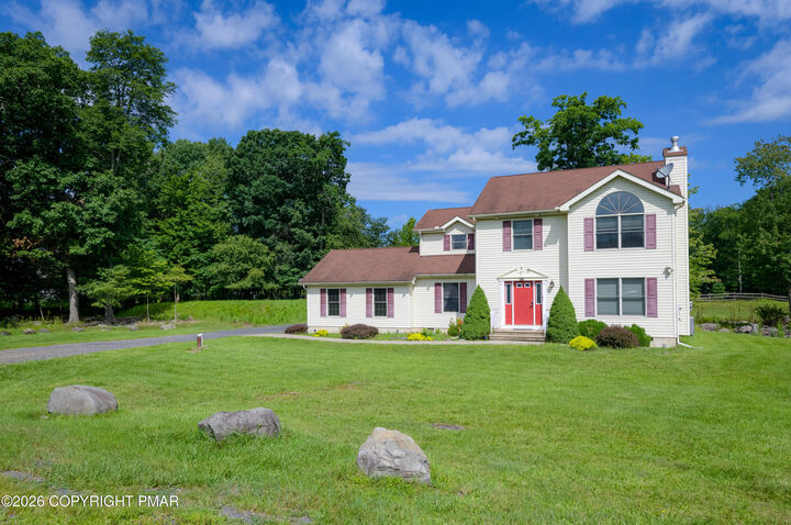 Property Photo:  263 Waverly Drive  PA 18302 