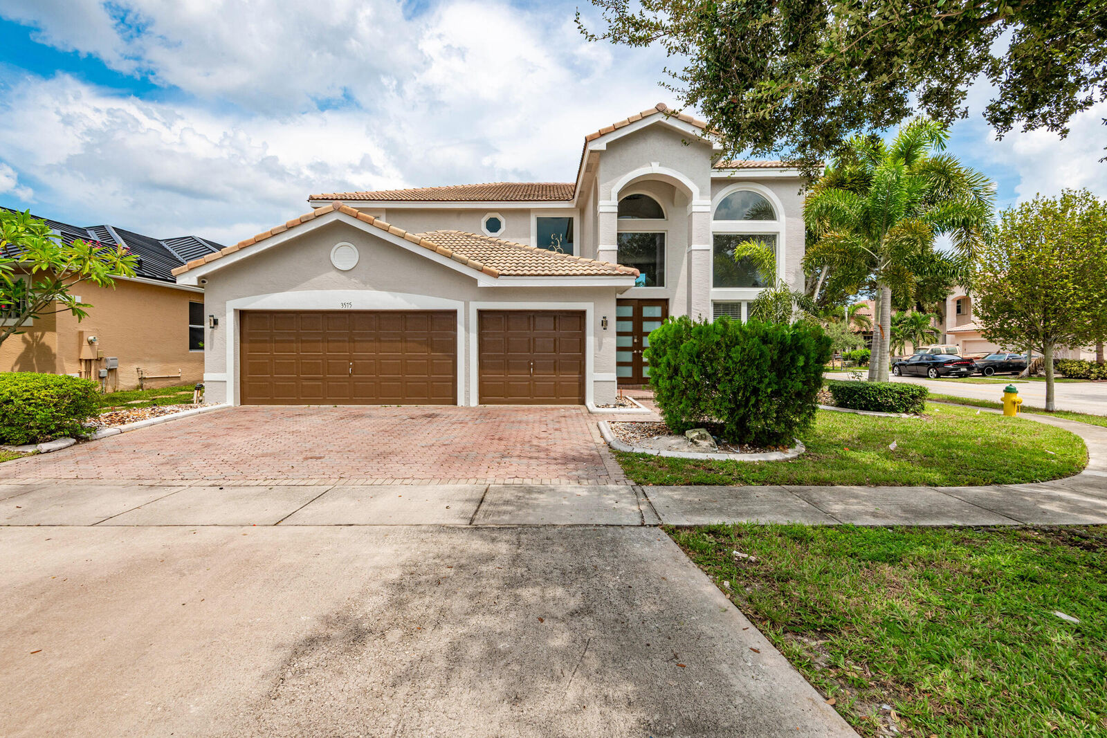 Property Photo: 3575 SW 173rd Way FL 33029