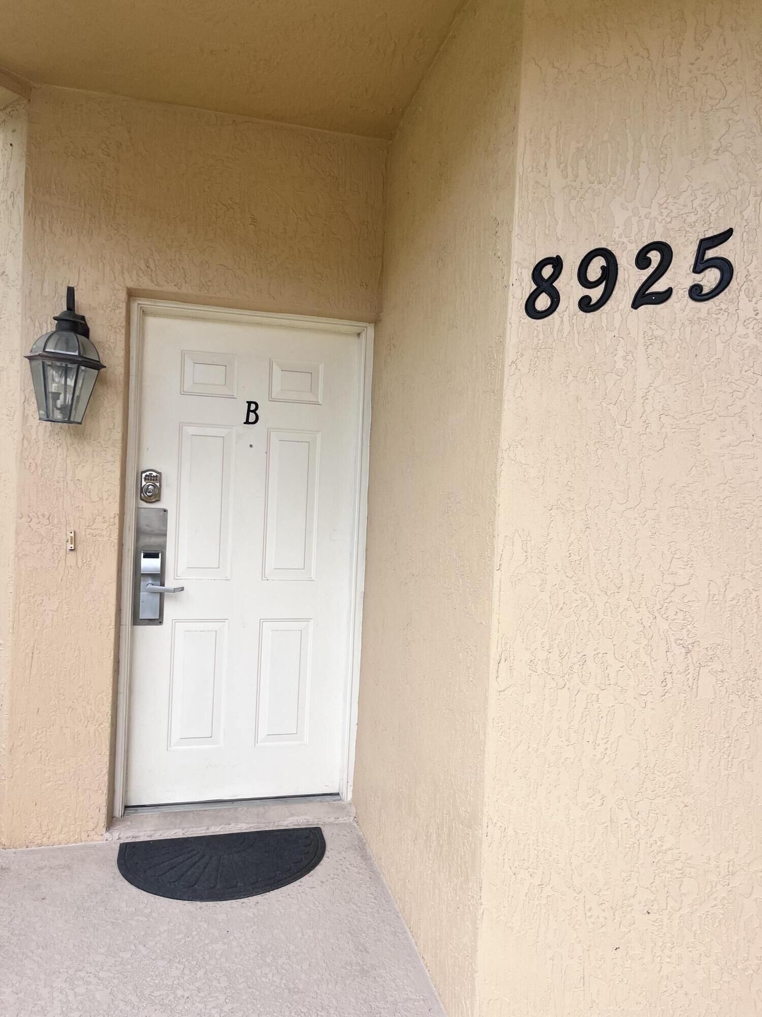 Property Photo:  8925 Sandshot Court B  FL 34986 