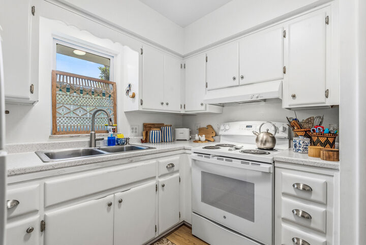 Property Photo: 677 Royal Palm Boulevard 7 FL 32960