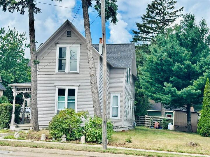 Property Photo:  510 Cypress Street  MI 49660 