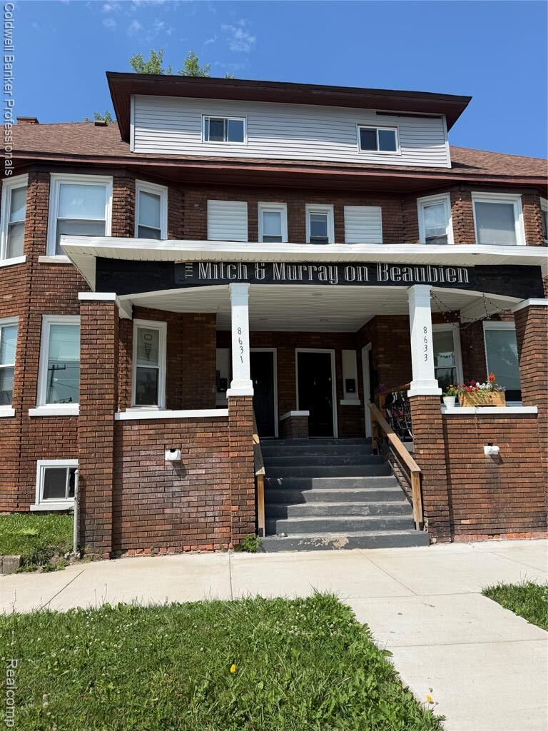 Property Photo: 8631 Beaubien 8 MI 48202