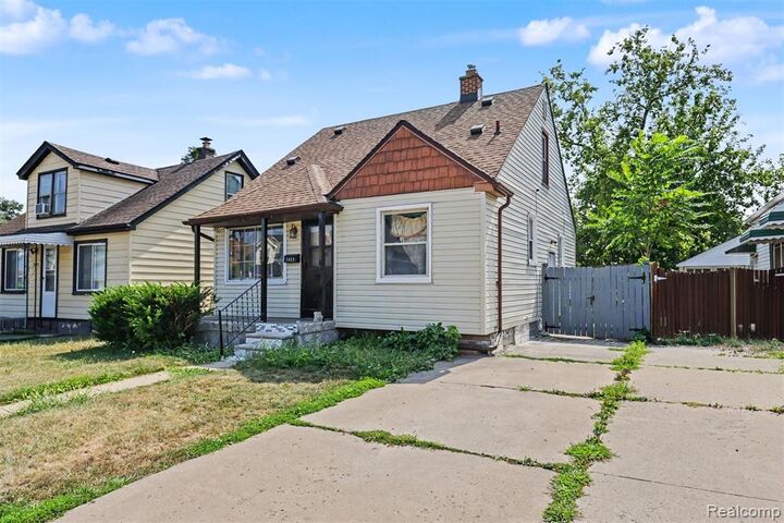 Property Photo: 1423 Cicotte Avenue MI 48146