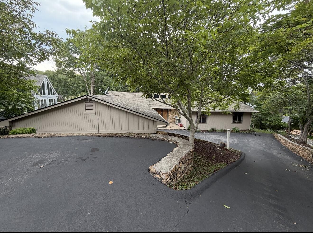 Property Photo:  118 Starboard Ln  VA 24121 