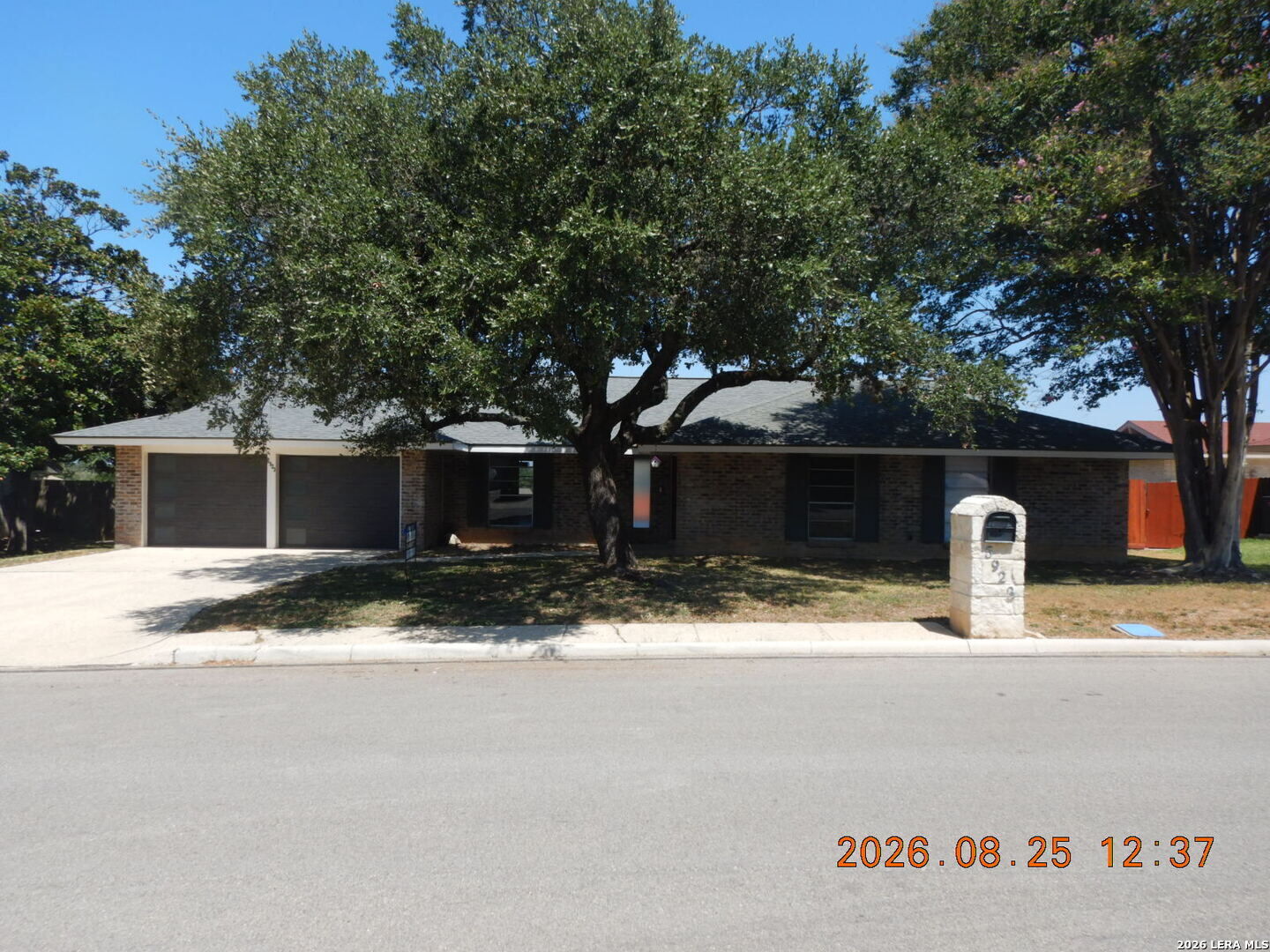 Property Photo:  5923 Northgap St  TX 78239 