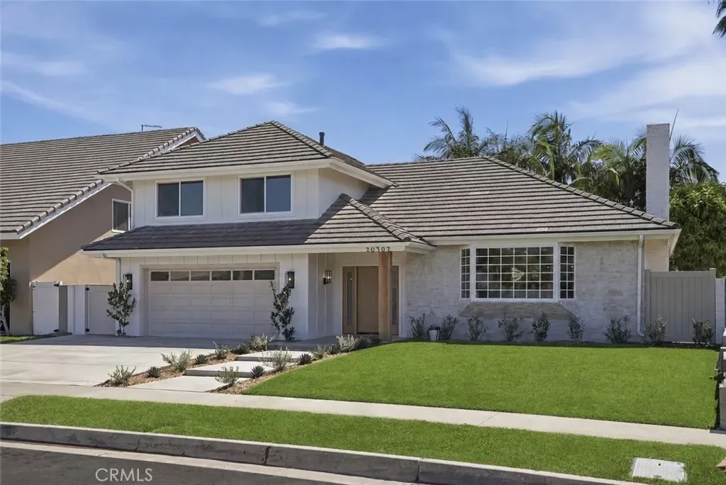 Property Photo: 20302 Craimer Lane CA 92646
