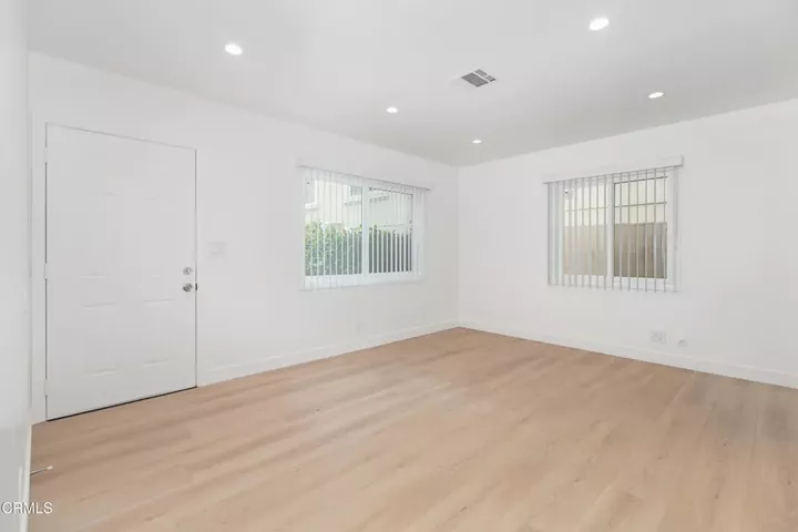 Property Photo: 268 E Providencia Avenue H CA 91502