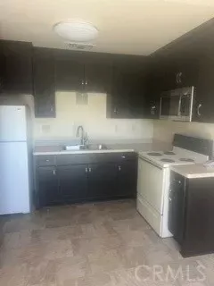 Property Photo: 1 Mayfair Dr, CA 95973