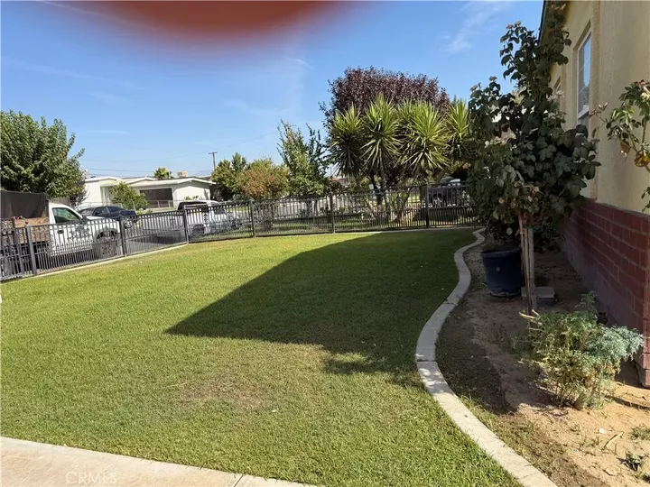 Property Photo: 2601 Dore Drive CA 93304