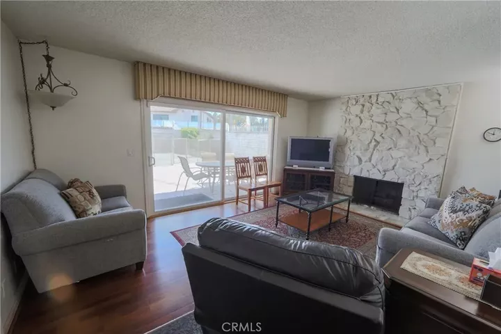 Property Photo:  720 Pepper Tree  CA 90815 