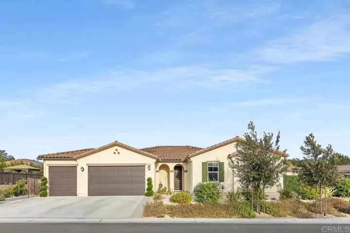 Property Photo:  2514 Blackbird Gln  CA 92029 