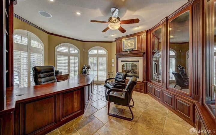 Property Photo:  2200 Sunset Point 2210  CA 94505 