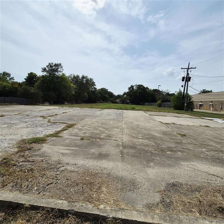 Property Photo:  2016 Gerstner Memorial Drive  LA 70601 
