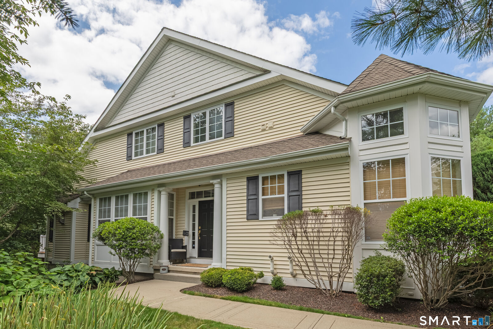 Property Photo: 10 Dogwood Court 10 CT 06762