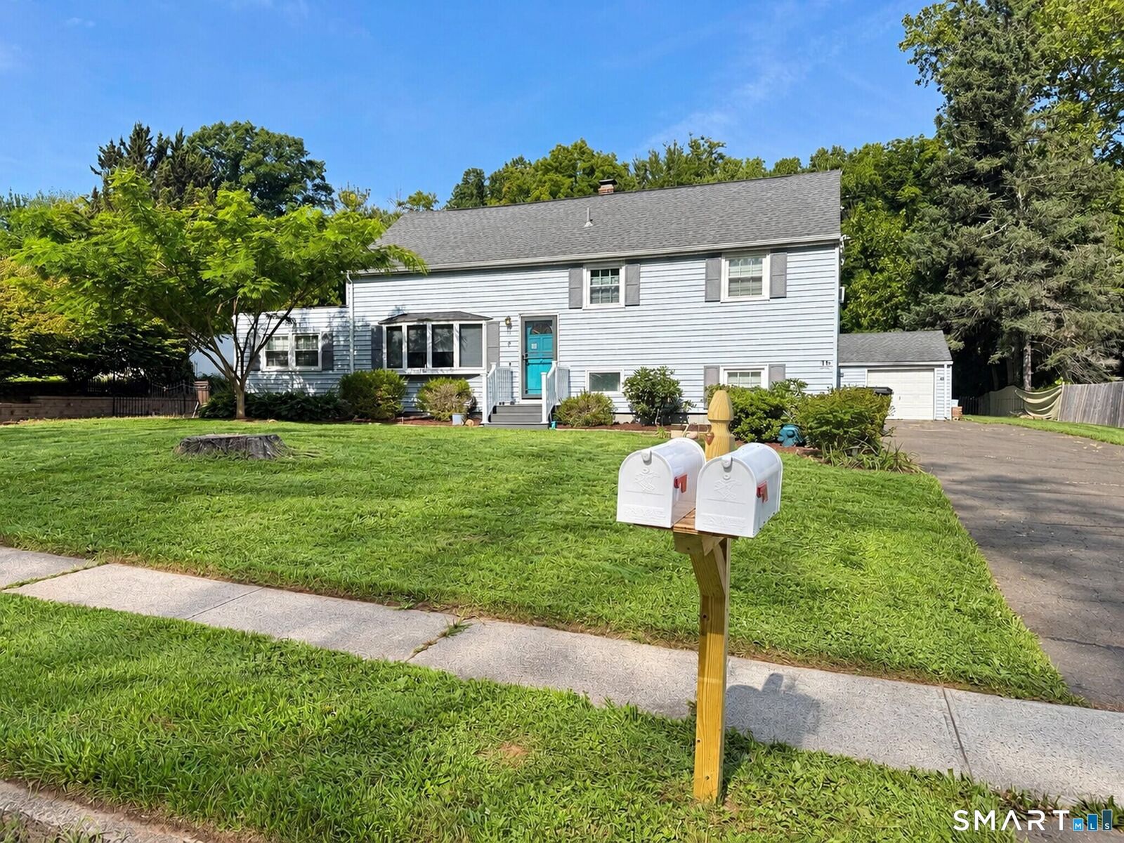 Property Photo:  11 Trumbull Drive  CT 06492 