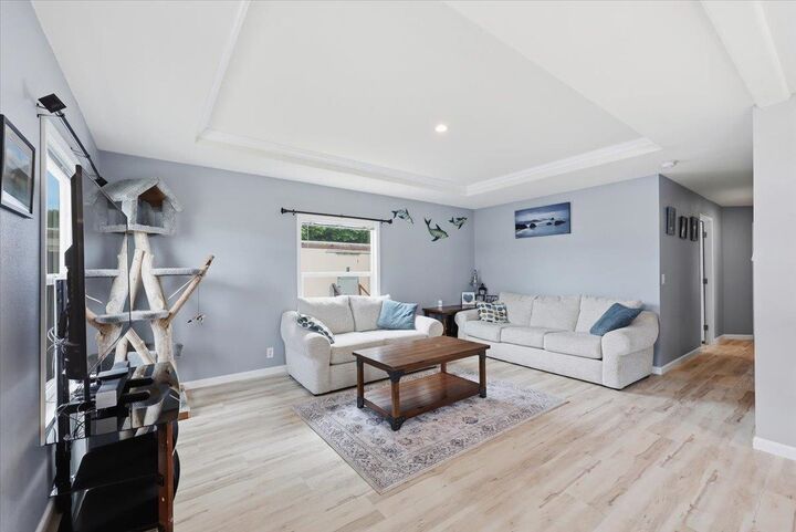 Property Photo:  21725 E Wellesley Ave 33  WA 99027 