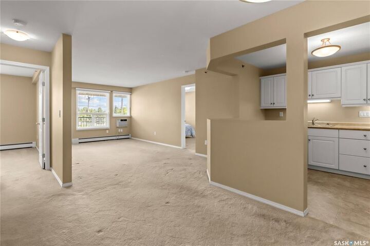 Property Photo:  100 1st Avenue S 114  SK S0K 2T0 