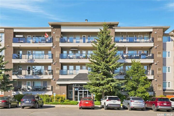 Property Photo:  102 Kingsmere Place 308  SK S7J 2K3 