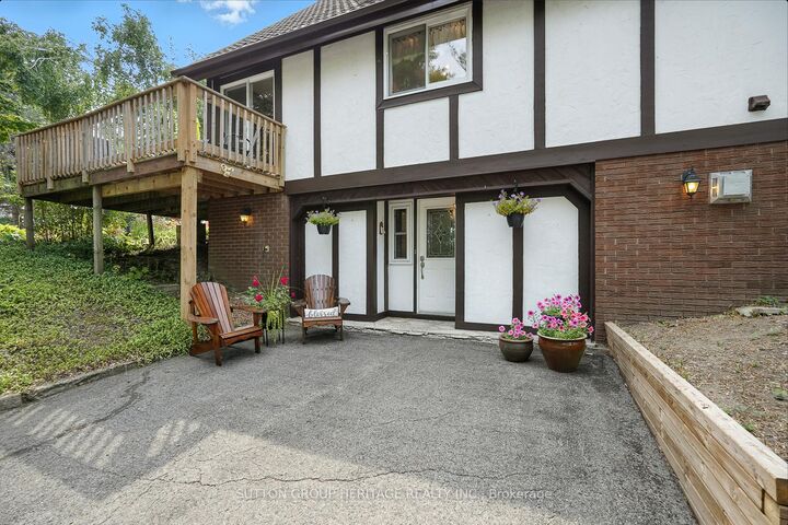 Property Photo:  184 Pirates Glen Drive  ON K0M 1A0 