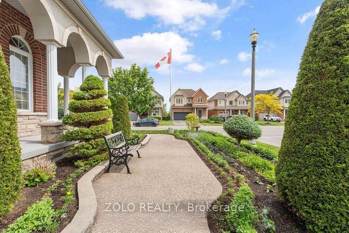 Property Photo: 42 Vinifera Drive ON L3M 5S1