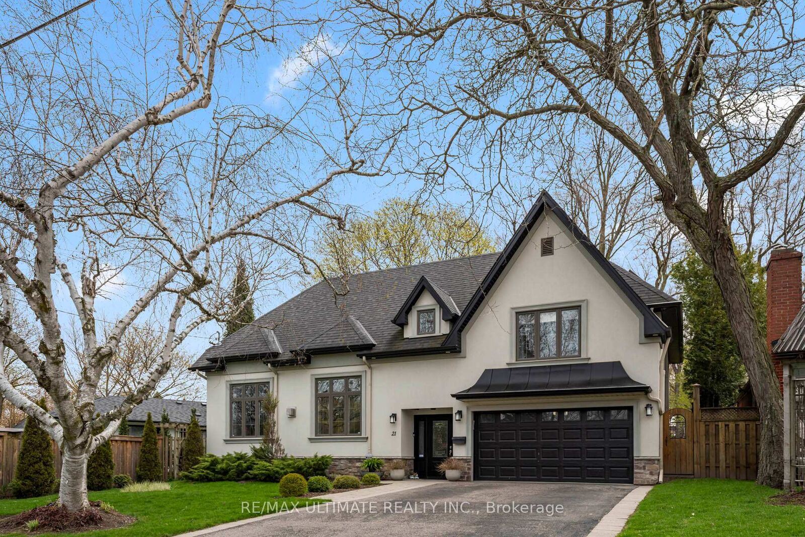 Property Photo:  21 Brinloor Boulevard  ON M1M 1L3 