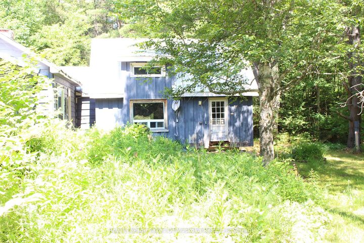 Property Photo: 2007 Brunel Road ON P1H 2J3