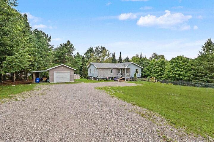 Property Photo: 1297 Hunter Creek Road ON K0M 2K0