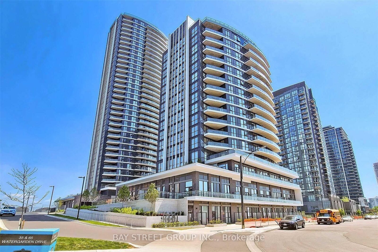 Property Photo: 65 Watergarden Drive 302 ON L5R 1B2