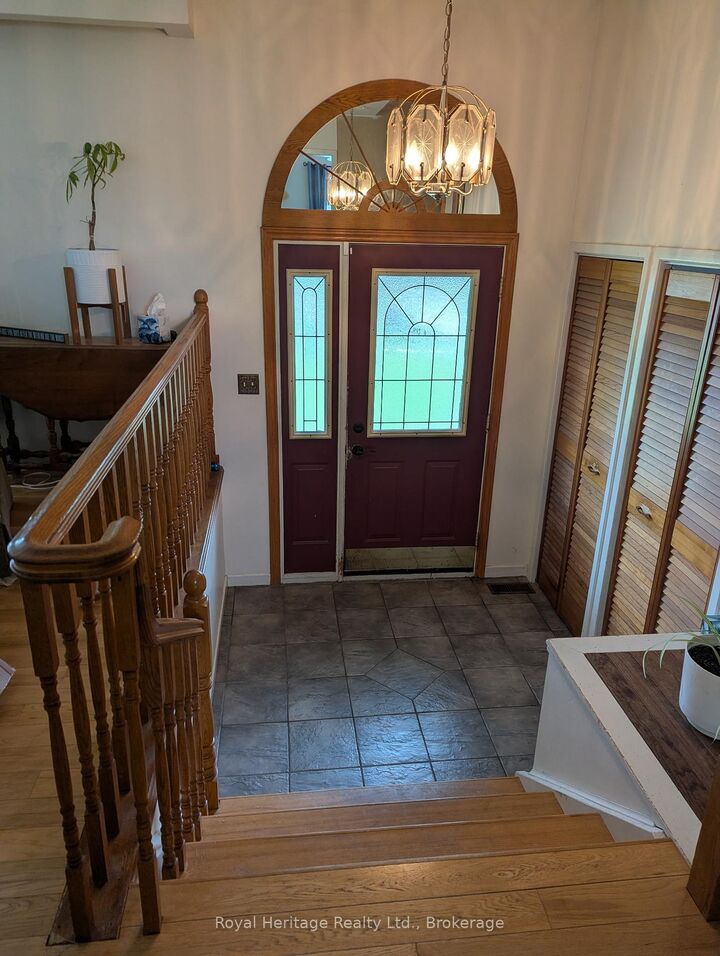 Property Photo:  36 Riverview Road  ON K9V 1B3 
