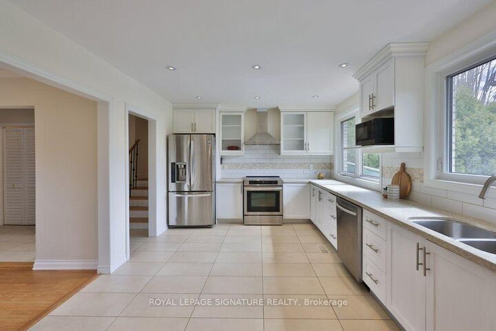 Property Photo:  1486 Hixon Road S  ON L6L 1S3 