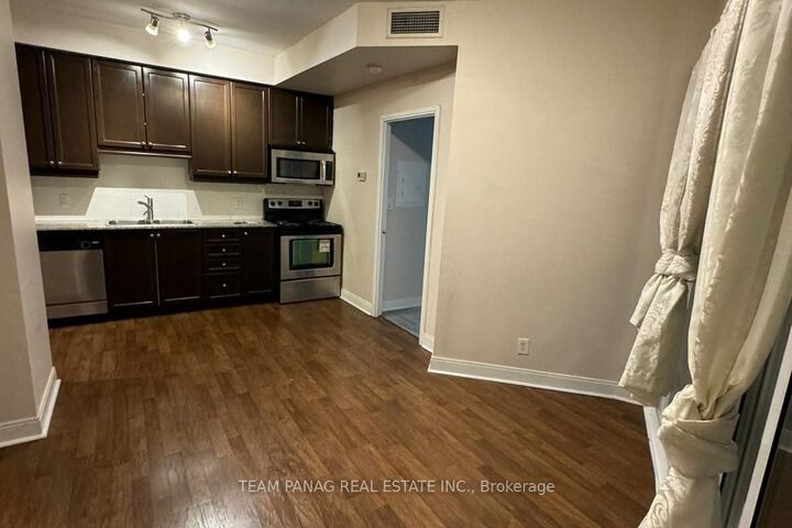 Property Photo: 60 Absolute Avenue 504 ON L4Z 0A9