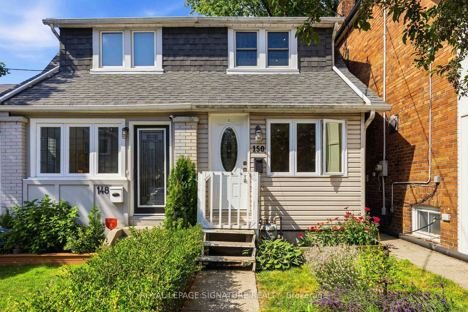 Property Photo:  150 Elmer Avenue  ON M4L 3S1 