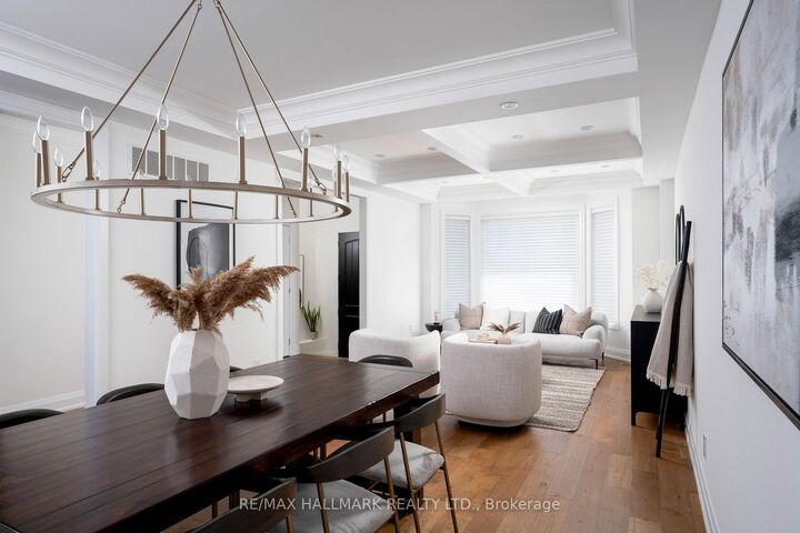 Property Photo:  136 Glenwood Crescent  ON M4B 1K2 