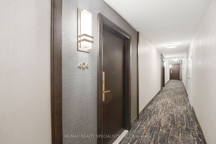 Property Photo: 4205 Shipp Drive 404 ON L4Z 2Y9
