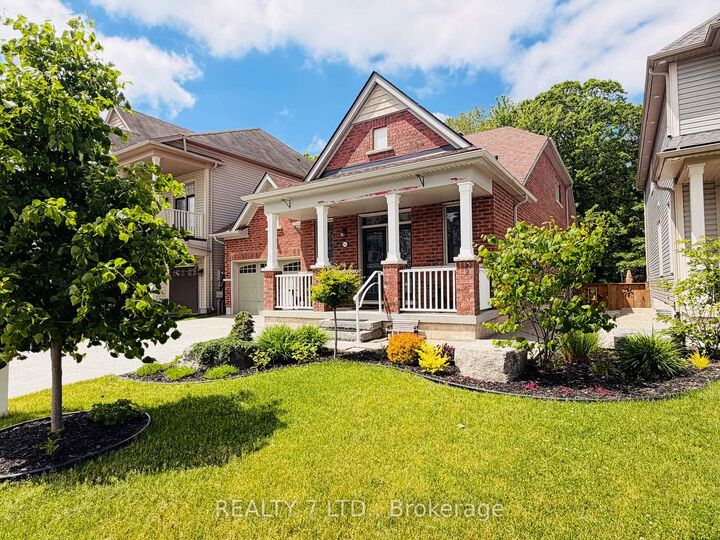8541 Sweet Chestnut Drive — photo 1