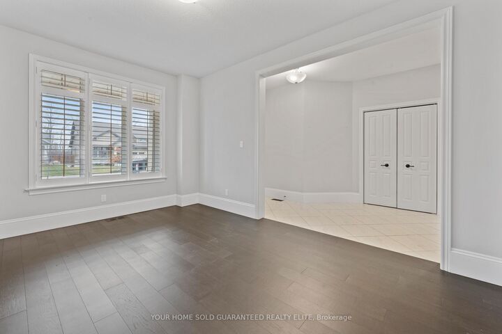 Property Photo:  29 Harvest Gate  ON L0R 2A0 
