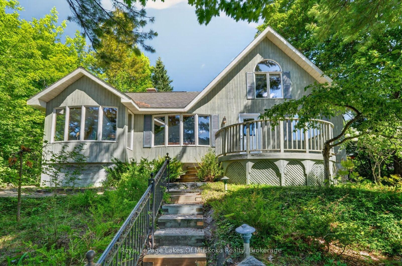 Property Photo:  40 Entrance Drive  ON P1L 1H2 